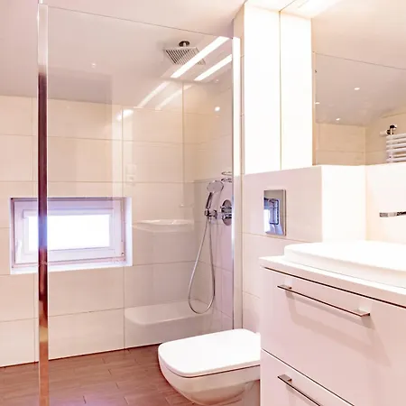 Homestay Bosman - 100m Od Plazy Karwia